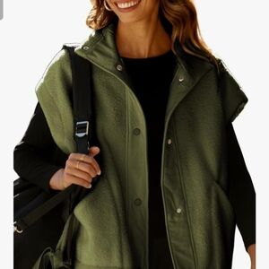AMEBELLE Women’s Oversized Fleece Vest Army Green Sleeveless XL New